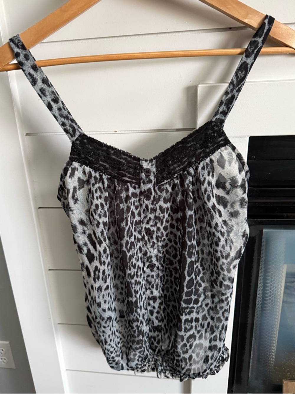 Kirra 90’s/Y2K Black &  White Leopard Print Spaghetti Strap Top lightweight Med